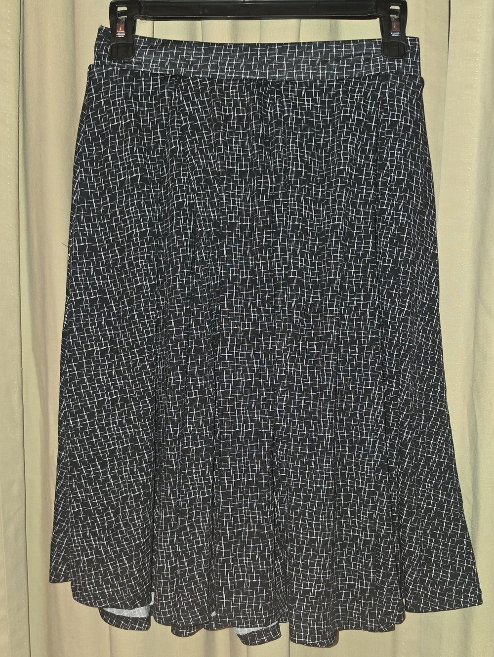 LuLaRoe Black Skater Skirt with White Grid Pattern With Pockets